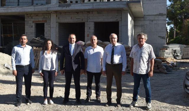 Aydın İl Sağlık Müdürü Şenkul Kuşadası'ndaki yatırımları yerinde inceledi