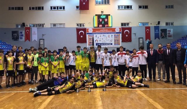 Aydın´da Okullar Arası Hentbol Turnuvası sona erdi