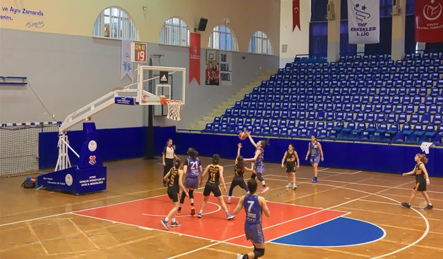 Aydın'da Okul Sporları Basketbol Yarı Final Müsabakaları başladı