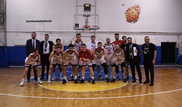 Nazilli Belediyespor Basketbol Takımı grubunu lider tamamladı