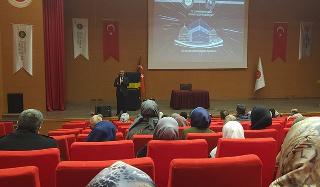 Aydın'da umreciler için 'Umre Hazırlık Kursu Eğitim Seminerleri' düzenlendi