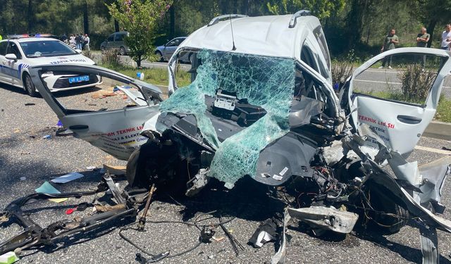 Marmaris'te karayolu savaş alanına döndü: 1 ölü, 4 yaralı