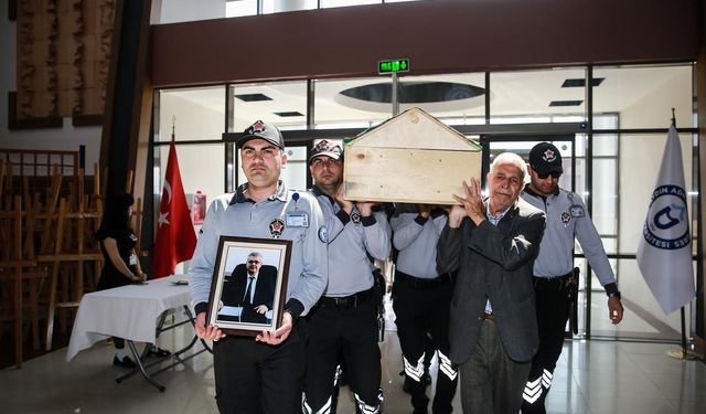 Hayatını kaybeden akademisyen son yolculuğuna uğurlandı