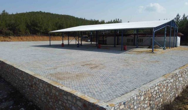 Çamlıdere ve Örentaht Sosyal Tesis ve Düğün Salonu çevre düzenlemesi tamamlandı
