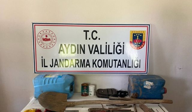 Kaçak kazı yapan define avcıları suçüstü yakalandı