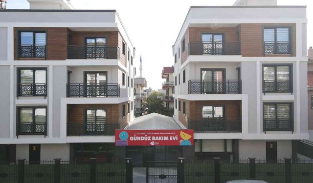 Efeler Belediyesi Gündüz Bakımevinde Skandal: 3 Yaşındaki Çocuğun Eşyaları Kapıya Bırakıldı