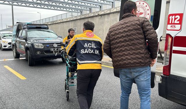 Aydın’da kamyonet işaretleme yapan araca çarptı 6 yaralı