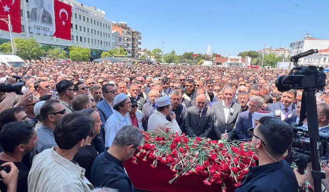 Binlerce Manisalı, Ferdi Başkanlarını gözyaşlarıyla uğurladı