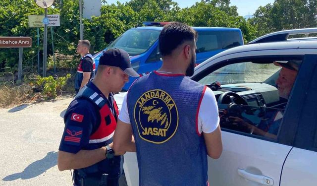 Jandarma, kural tanımaz sürücüleri affetmedi