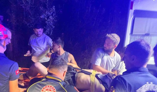 Uçurumdan uçan motosiklet sürücüsü yaralandı
