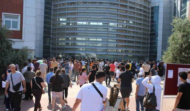YKS maratonunda manzara değişmedi, geç kalanlar sınava alınmadı