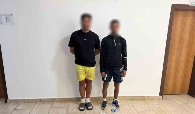 Yunanistan’a yüzerek geçme hazırlığında olan düzensiz göçmenler yakalandı
