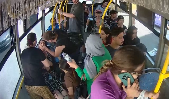 Efeler’de Fenalaşan Yolcuyu Halk Otobüsü Şoförü Hastaneye Yetiştirdi