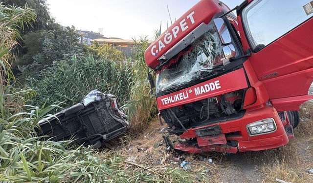 Aydın’da tanker ile minibüs çarpıştı: 3 yaralı