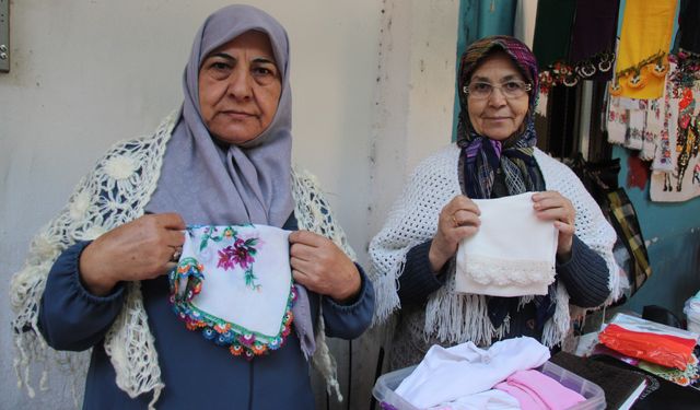 Bir zamanlar televizyon ve koltuk dekoruydu, şimdi pazarda alıcısını bekliyor