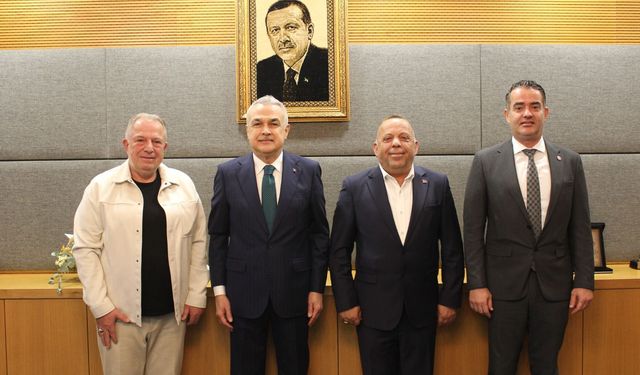 CHP’li Üç İlçe Belediye Başkanı, AK Parti’ye mi geçiyor?
