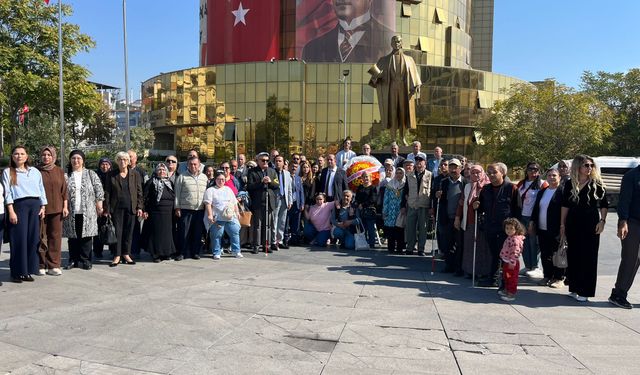 Aydın’da Görme Engellilerden Yetkililere Çağrı: “Beyaz Baston Reçeteye Girsin”