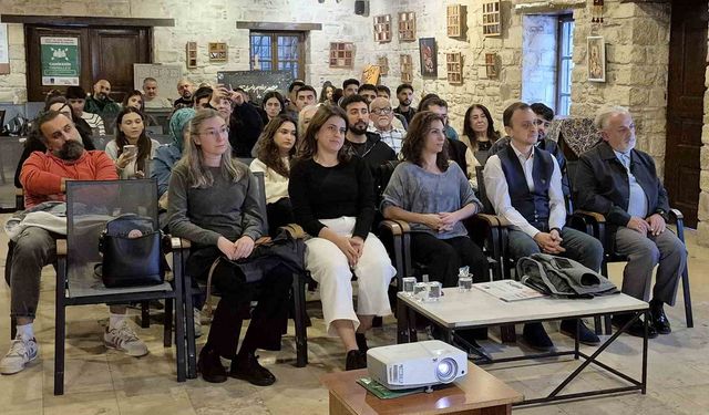 'Aşık Veysel' Kuşadası'nda anıldı