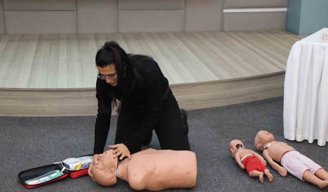 AYTO üyelerine temel ilk yardım eğitimi