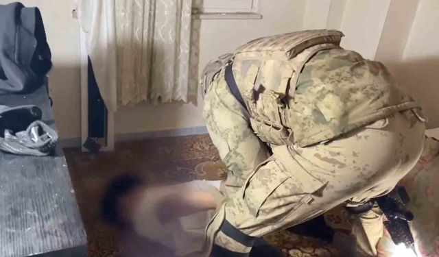 Aydın'da terör örgütlerine yönelik eş zamanlı operasyon: 5 gözaltı