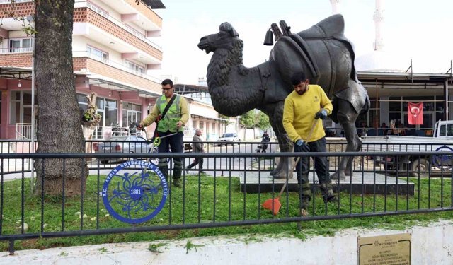 Büyükşehir il genelinde çalışmalarını sürdürüyor