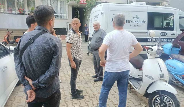 Kanser tedavisi gören yaşlı adam eşi tarafından ölü bulundu