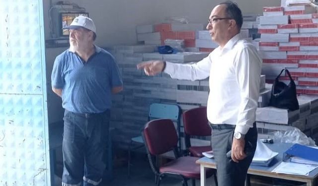 Efeler'de ders kitapları öğrencilerin sıralarındaki yerini almaya başladı