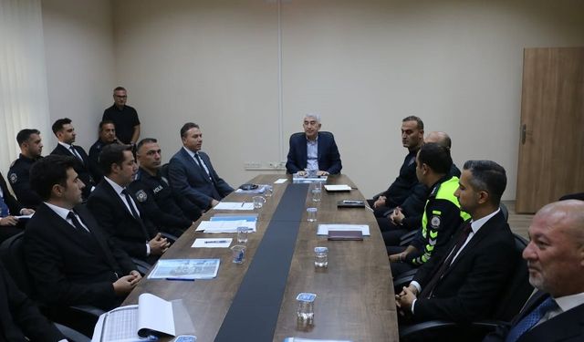Emniyet Müdürü Karaduman, Söke ve Kuşadası'nda çalışmaları inceledi