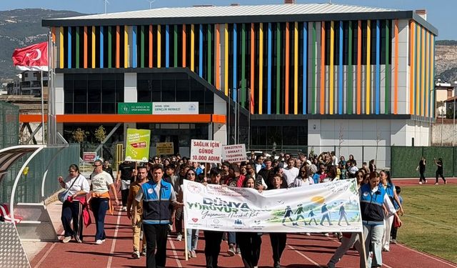 Söke'de Dünya Yürüyüş Günü için sağlıklı yaşam yürüyüşü