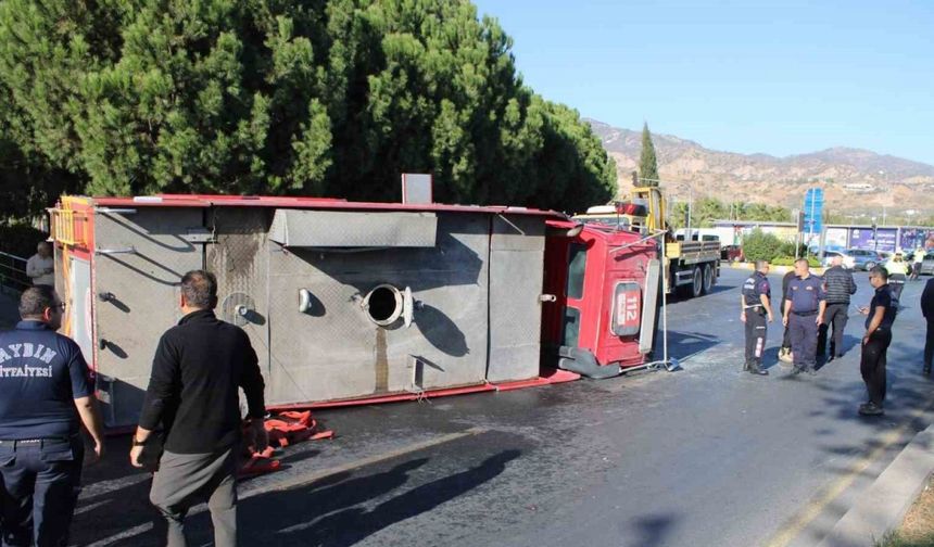 Aydın’da itfaiye aracı ile otomobil çarpıştı