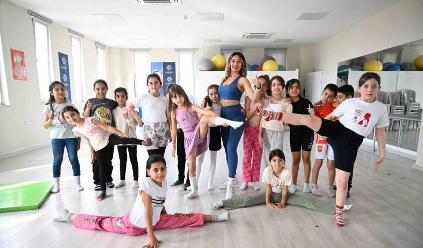 Aydın’da minikler jimnastikle büyüyor