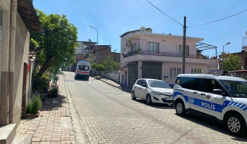 Komşular şüphesinde haklı çıktı, evinde ölü bulundu
