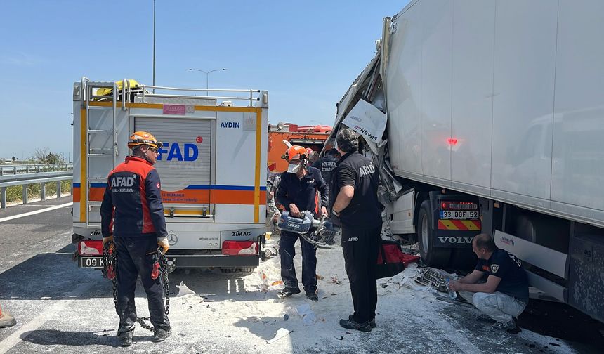 Aydın’da iki tır çarpıştı 1 sürücü yaralandı