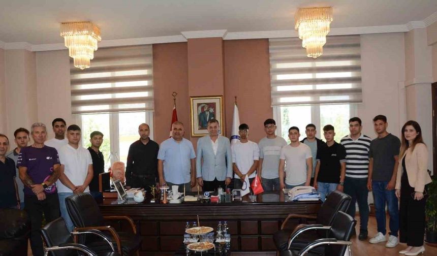 Başkan Künkcü geleceğin ahilerini ağırladı