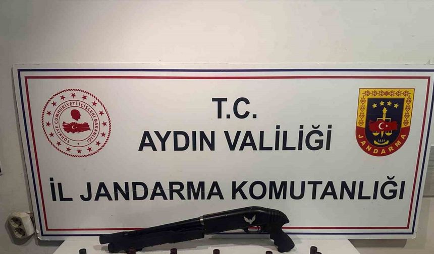 Efeler’de ’Dur’ ihtarına uymadı, jandarmadan kaçamadı