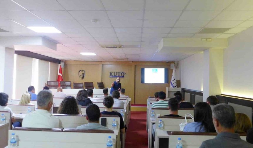 Kuşadası Ticaret Odası’nda Lejyoner Hastalığı Hakkında Eğitim Verildi