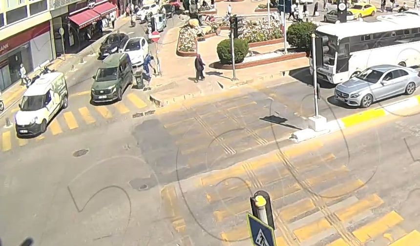 Para dolu poşeti böyle buldu
