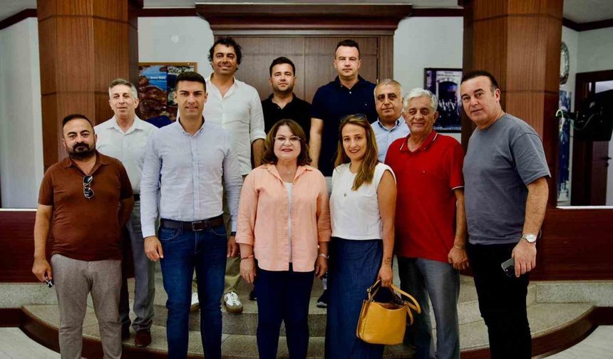Başkan Gençay turizmcileri ağırladı