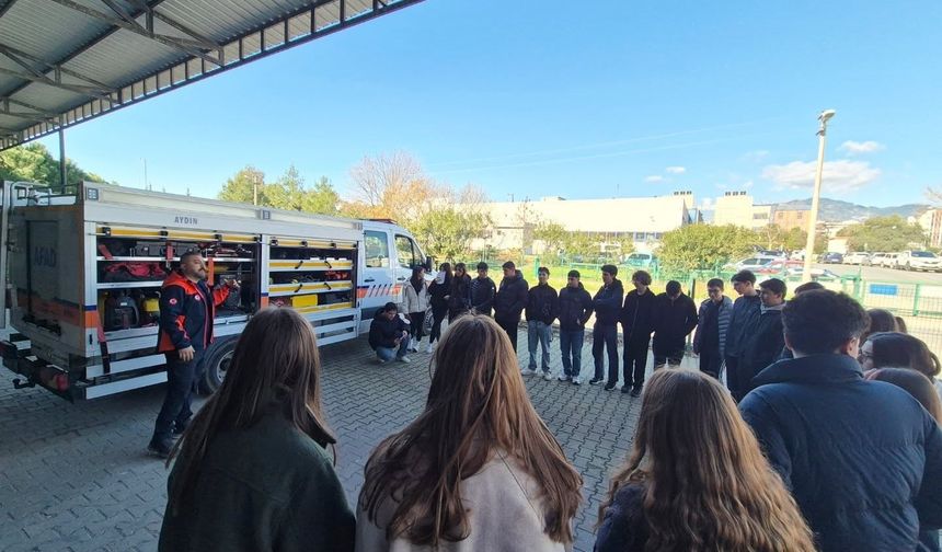 AFAD Aydın'da farkındalık eğitimleri sürüyor