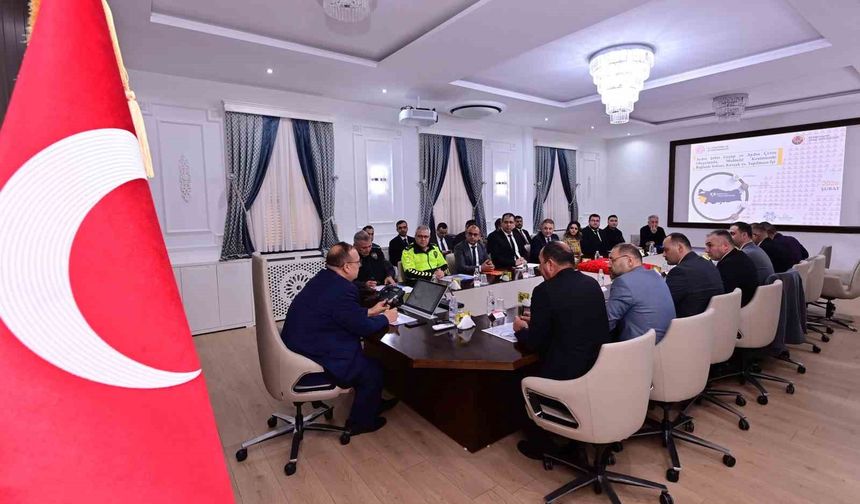 Aydın'ın ulaşımını rahatlatacak projeler ele alındı