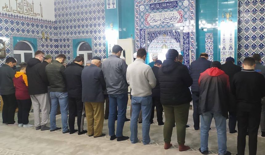 Çine'de cemaat Ramazan öncesi sabah namazında buluştu