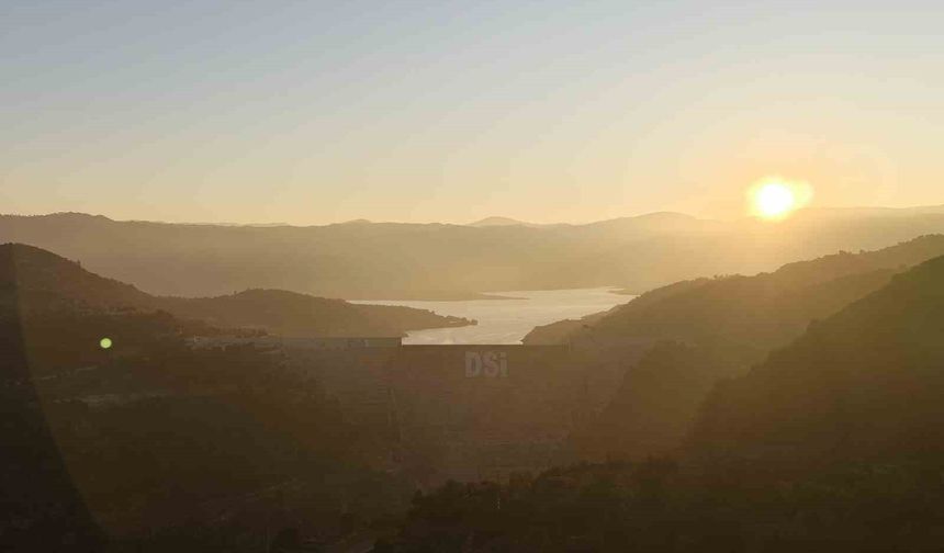 Sağanak yağışlar Adnan Menderes Barajı'na can verdi