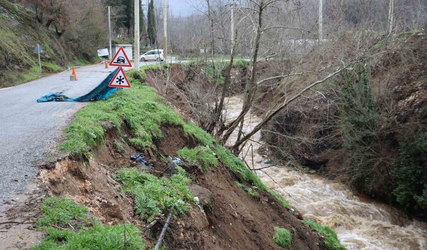 Yağışların arından, Aydın'da her yerde heyelan ve sel olayı yaşanıyor