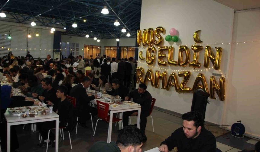ADÜ ailesi iftarda buluştu