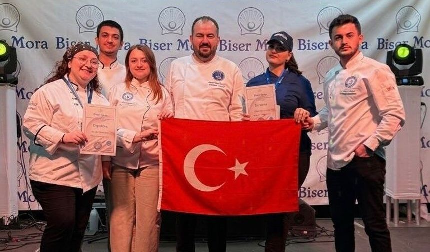 Balık ve dana yemeği kategorilerinde altın madalya kazandılar