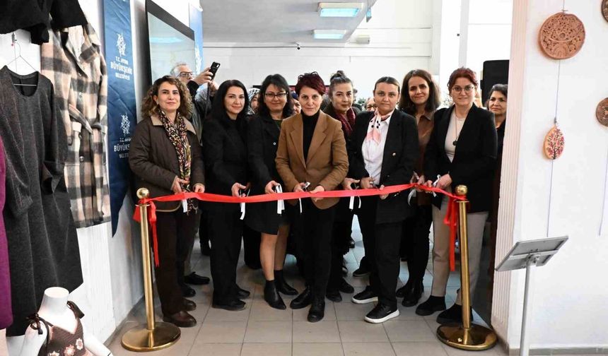 Başkan Çerçioğlu'ndan Dünya Kadınlar Günü dolayısıyla 'Kadının İzi' sergisi