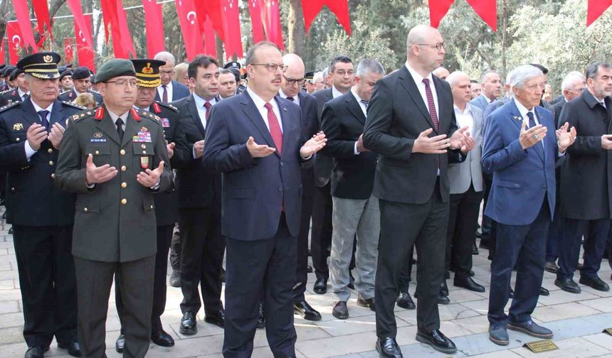 Çanakkale şehitleri Aydın'da dualarla anıldı