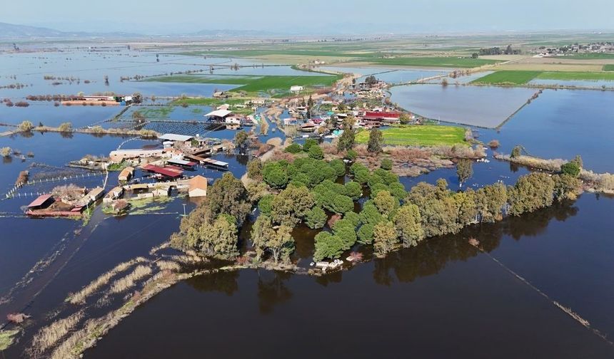 Kalcık Mahallesi, sular altında kaldı