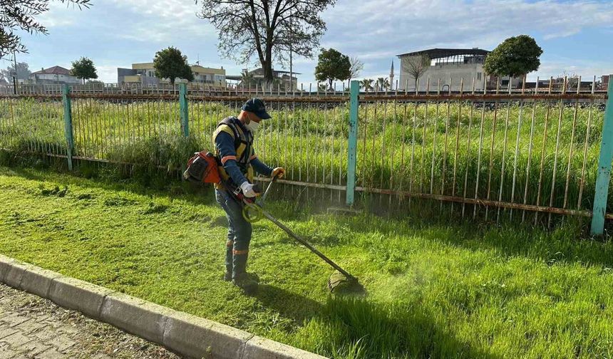 Başkan Çerçioğlu'ndan Germencik ve İncirliova'da yeşil alan çalışması