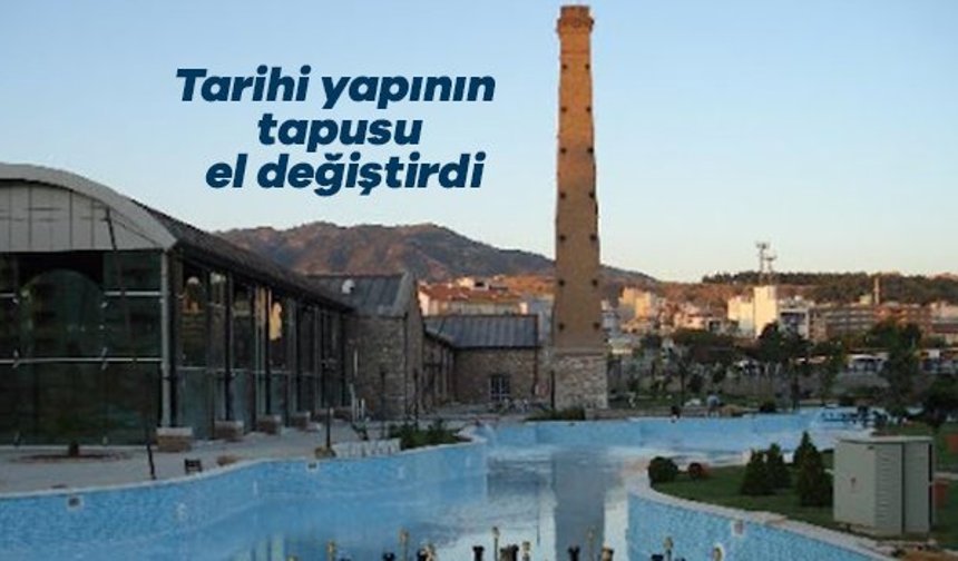 Nevzat Biçer Parkı’ndaki Tarihi Yapının Tapusu Vakıflara Geçti